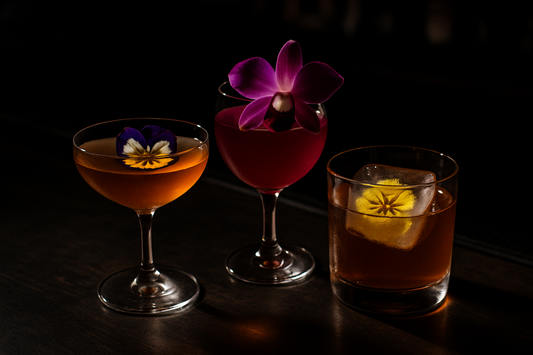 Best Edible Flowers for Cocktails and Drinks — A Mixologist's Guide